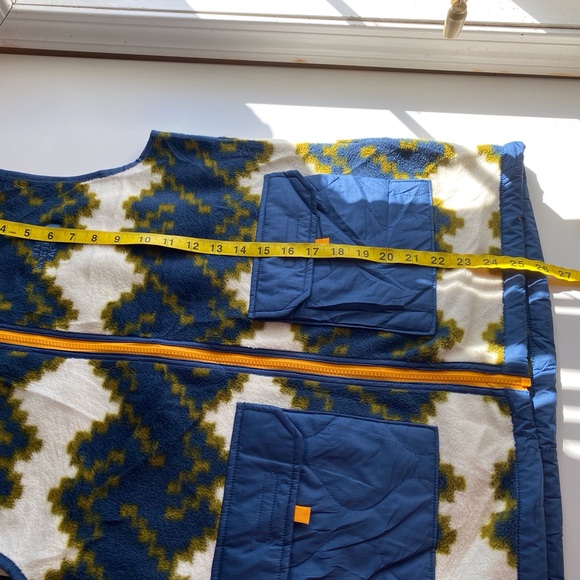 The North Face Royal Arch Fleece Vest Men Small Shady Blue Mountain Geo Print - Picture 13 of 15